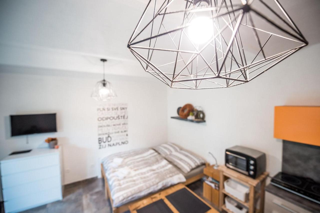 Apartman Ve Dvore Ratiskovice Εξωτερικό φωτογραφία