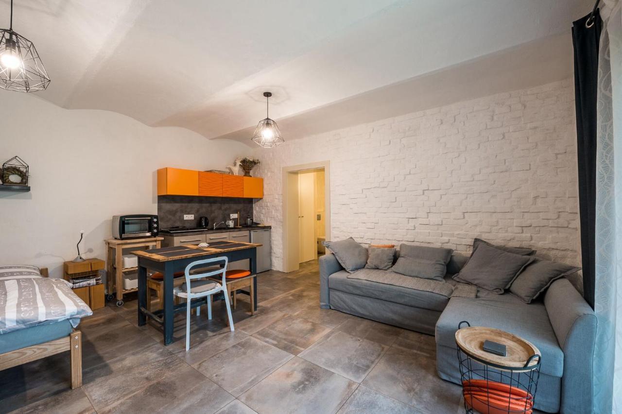 Apartman Ve Dvore Ratiskovice Εξωτερικό φωτογραφία