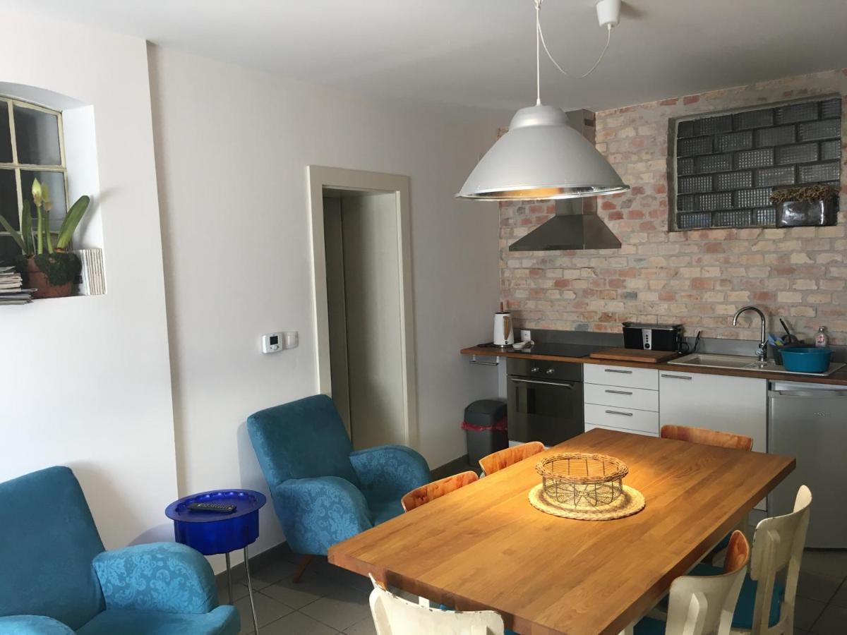 Apartman Ve Dvore Ratiskovice Εξωτερικό φωτογραφία